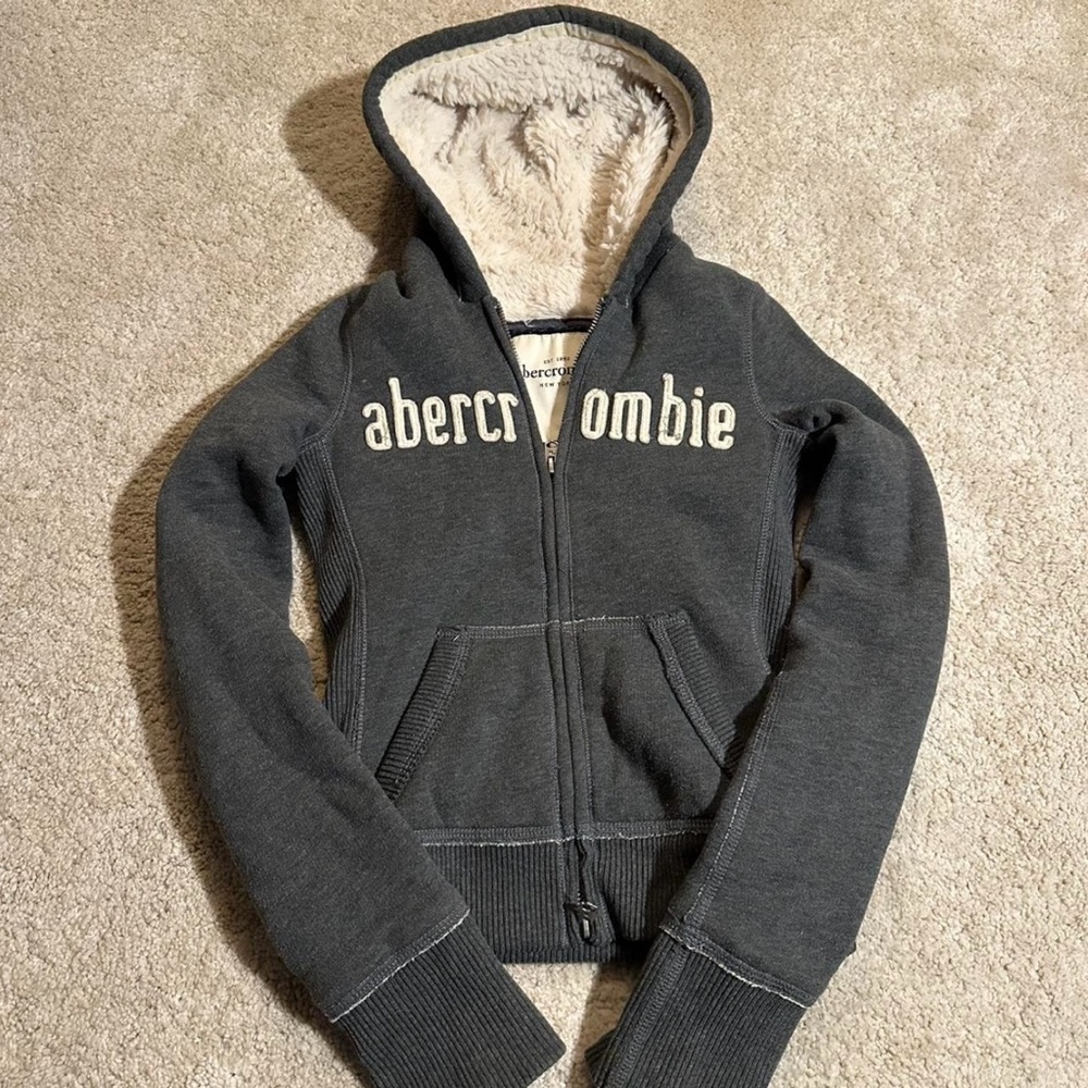 Abercrombie sweater